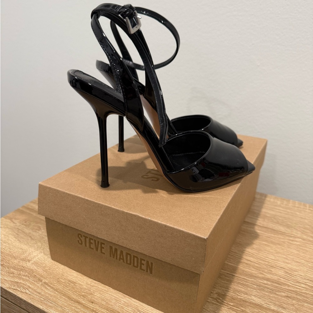 Steve Madden Black Patent Peep-Toe Stiletto Sandals